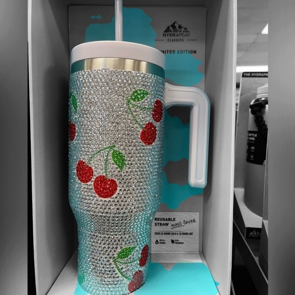 🔹️ Hydrapeak 🔹️Voyager Cherries Bling Tumbler Limited Edition 40 oz - Picture 3 of 5